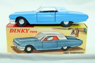 Dinky Toys No 57/005 Ford Thunderbird - Meccano Ltd - Made In England - Nos