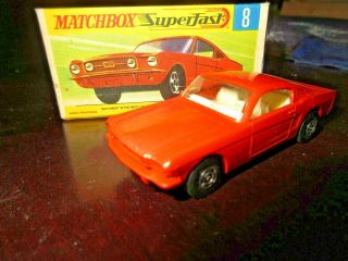 Matchbox Superfast 8 Ford Mustang Red W / White Interior