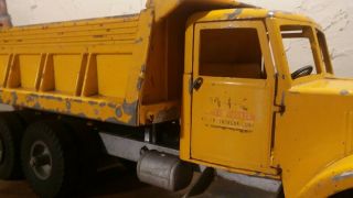 Smith Miller yellow dump truck hydraulic M.  IC 10 wheeler - - 6