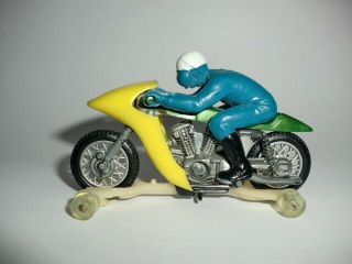 Hotwheels Rrrumblers Rare Green Body Rip Snorter W/ 6 Blue Rider