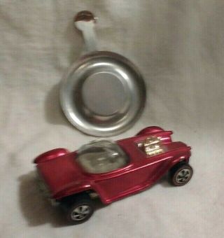 1968 Hot Wheels Redline Beatnik Bandit Red/Pink Rose? U.  S.  Car Badge 2