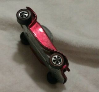 1968 Hot Wheels Redline Beatnik Bandit Red/Pink Rose? U.  S.  Car Badge 7