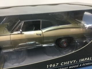 AUTHENTICS 1967 CHEVROLET IMPALA SS 396 ERTL AMERICAN MUSCLE 1:18 HIGH DETAIL 2