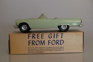 Vintage Amt Dealer Promotional Model 1:25 1957 Ford Thunderbird Box
