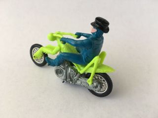 1973 Hot Wheels Rrrumblers Preying Menace Blue Top Rider 2