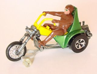 1970s Hot Wheels Rrrumblers 3 Squealer Green Yellow W Brown Rider