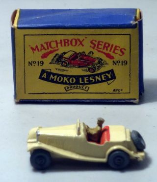 Dte Moko Lesney Matchbox Regular Wheels 19 - 1 Cream Mg Sports Car W/metal Wheels