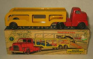 1950 ' s Tootsietoy Auto Transport No 3920 NMIB Red Tractor / Yellow Trailer BF20 3
