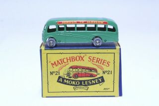 Fantastic Matchbox Moko Lesney No.  21 Bedford Coach Bus Metal Wheel Near Mib