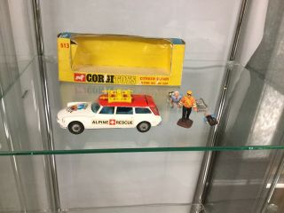 CORGI TOYS No.  513 Citroen Safari Alpine Rescue 2