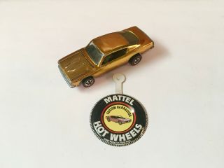 Hot Wheels Redline - 1968 Custom Barracuda Rare Spectraflame Gold 100