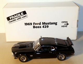 Dte 1:24 Danbury Black 1969 Ford Mustang Boss 429 Niob