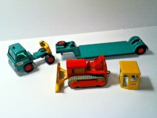 Matchbox King Size K - 17 FORD TRACTOR & DYSON LOW - LOADER With CASE TRACTOR 4