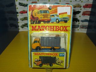 Matchbox Lesney 37 Dodge Cattle Truck Blister Pack Rare Find