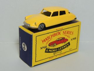 LESNEY MATCHBOX 66 CITROEN DS19 VNMB 4