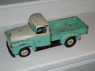 Tru - Scale International Pickup Truck c.  1953 in pastel green and cream. 2