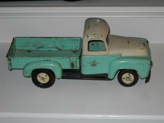 Tru - Scale International Pickup Truck c.  1953 in pastel green and cream. 4