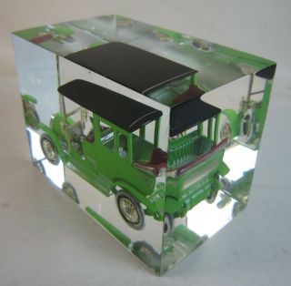 Vint Matchbox Models of Yesteryear Y - 3 1910 Benz Limousine Lucite Paperweight 3