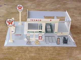 Buddy L - Texaco Service Station - Play Set - Junk Yard - Parts - Restore - - 1961