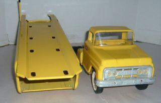 VINTAGE 1960 ' S TONKA PRESSED STEEL CAR CARRIER/HAULER 3