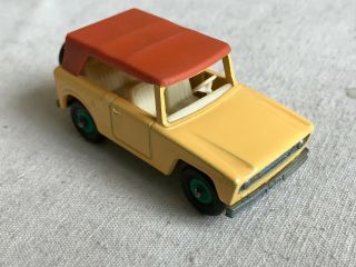 1969 Lesney Matchbox 18 E FIELD CAR Yellow w/ RARE GREEN Hubs; England,  Excel 2