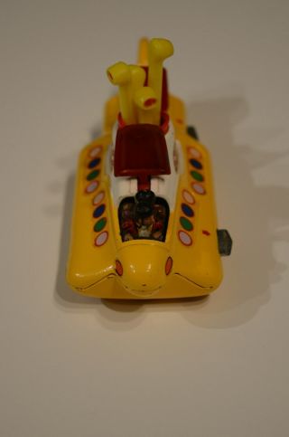 BEATLES - CORGI 1969 GB YELLOW SUBMARINE 5