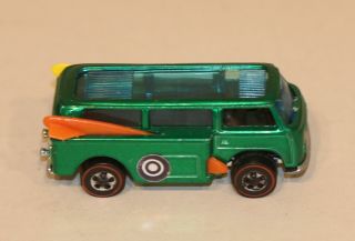 1969 Mattel Hot Wheels Redline Volkswagen VW Beach Bomb US Green with Surfboards 2