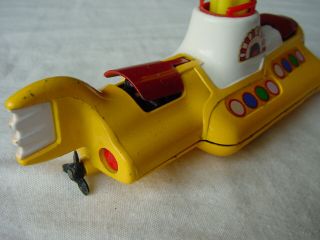 CORGI 803 THE BEATLES YELLOW SUBMARINE - 100 1969 - see my other items 6
