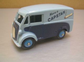 Dinky Toys 465 Morris 10 Cwt Commercial Van Capstan Made In England Nm,