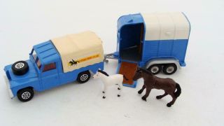 Corgi Toys Gift Set 15 Land Rover Rice 