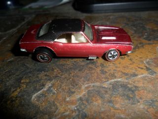 16 1967 Usa Base Red Hot Wheels Redline Custom Camaro & White Interior