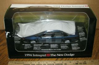 1994 Dodge Intrepid Promo Car Blue 1:24 Die Cast Brookfield Collectors Guild Toy