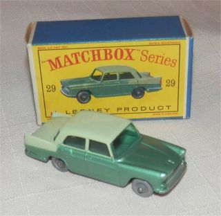 1960s.  Matchbox.  Lesney,  29 Austin A55 Cambridge.
