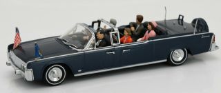 Minichamps 1:43 Jfk Presidential Parade Limo With Figures Kennedy Lincoln