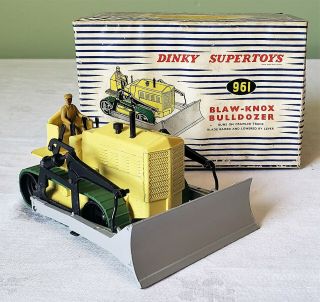 Early Dinky Toys Meccano Ltd.  England Blaw - Knox Bulldozer 961 50 