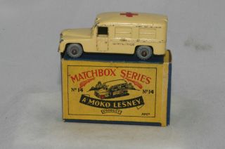 Matchbox 14 Daimler Ambulance,  Red Cross,  Metal Wheels,  W/ Type B Box