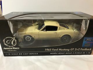 1:18 Authentics 1965 Ford Mustang Gt Fastback Springtime Yellow,  High Detail