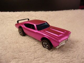 Hot Wheels Redline Pink Olds 442 - Restored 4