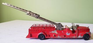 Hubley Toys DieCast Metal FIRE ENGINE AERIAL LADDER TRUCK 520 40 ' s V RARE 5
