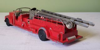 Hubley Toys DieCast Metal FIRE ENGINE AERIAL LADDER TRUCK 520 40 ' s V RARE 6