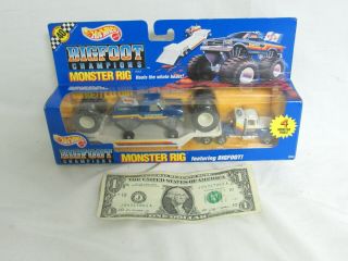HOT WHEELS BIG FOOT MONSTER RIG T/T - OLD STOCK - - 1991 - - 2