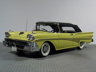 1/18 Scale Sunstar Platinum Series 1958 Yellow Ford Fairlane Rag Top