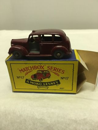 Matchbox 17 - 3 Austin Taxi.  Mib