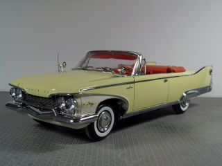 1/18 Scale Sunstar Platinum Series 1960 Yellow Plymouth Fury Convertible