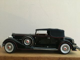 Anson Die - Cast 1:18 Prestige Edition Collectible 1934 Packard Eight