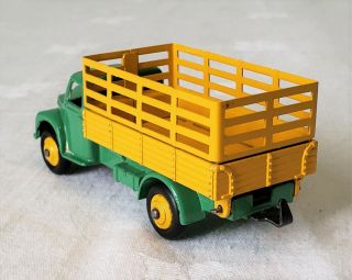 Dinky Toys Meccano Ltd.  England DODGE FARM PRODUCE WAGON TRUCK 30n 50 ' s 6