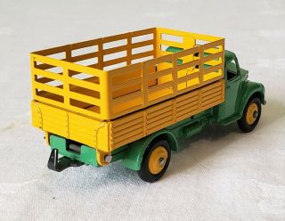 Dinky Toys Meccano Ltd.  England DODGE FARM PRODUCE WAGON TRUCK 30n 50 ' s 7