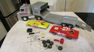 Vintage Ertl International Transtar Nascar Race Team Car Hauler Semi Truck Cars,