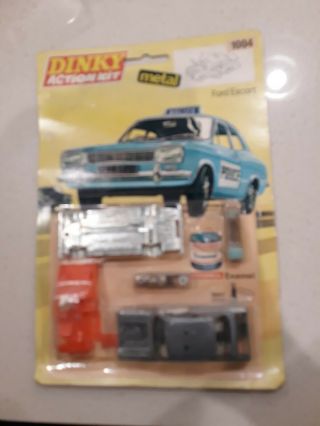 Dinky Action Kit Ford Escort 1004 Police Uk