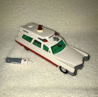 Dinky Toys Ambulance On Cadillac Chassis 267